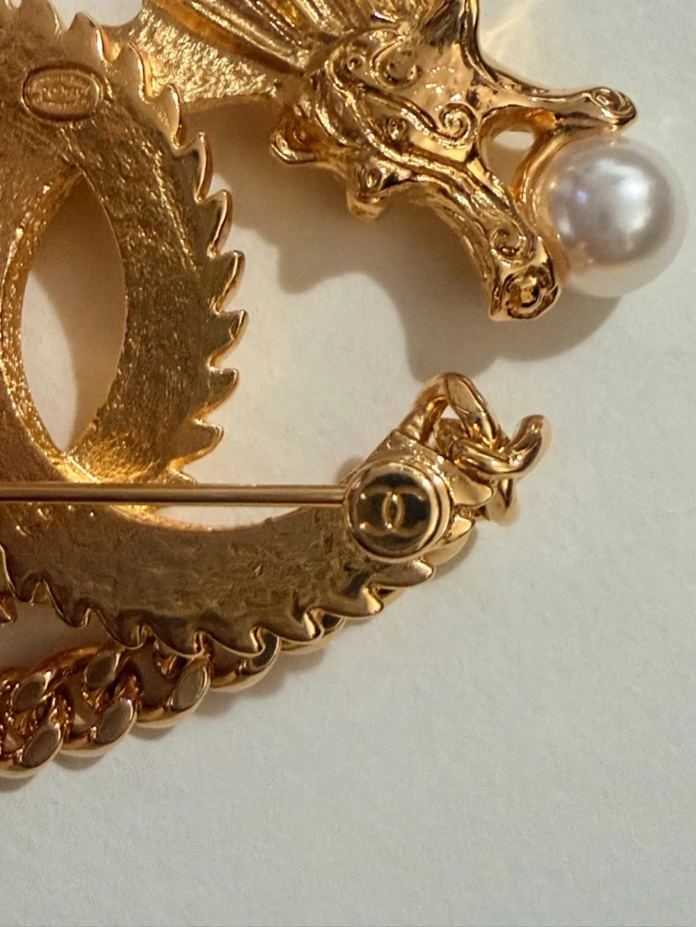 CHANEL Gold-Tone Dragon Brooch with Pearl Accent - Picture 6 of 7